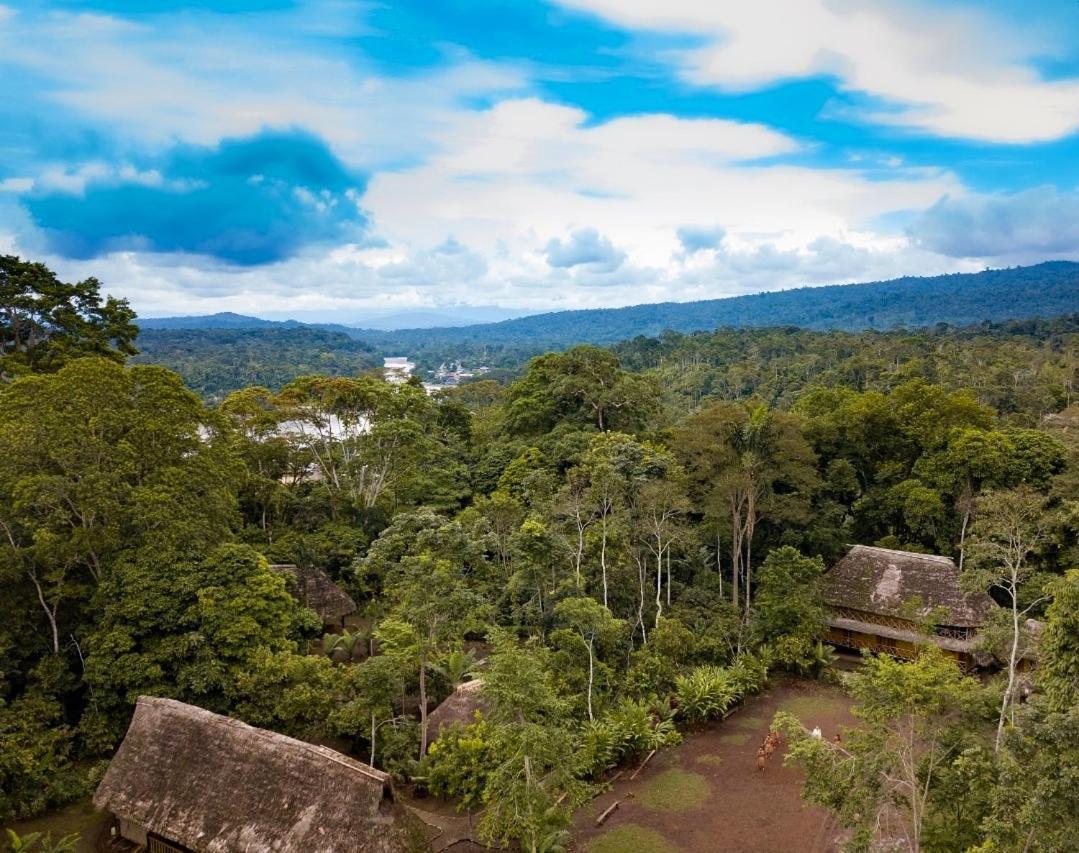 Shipati Lodge Misahualli ภายนอก รูปภาพ