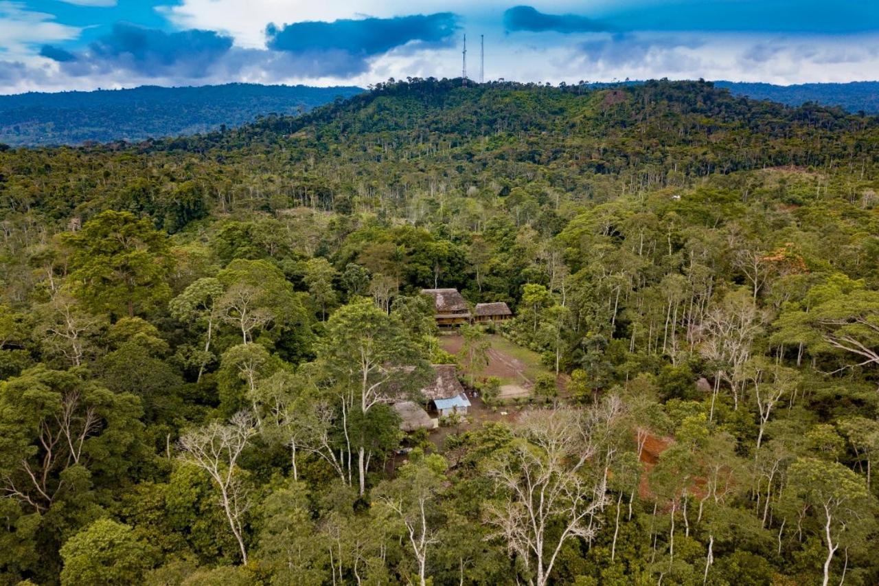 Shipati Lodge Misahualli ภายนอก รูปภาพ